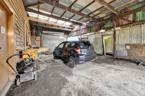 Photo of property in 2124 Eltham Road, Awatuna, Hawera, 4679