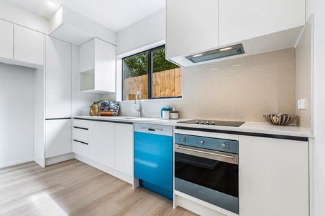 Photo of property in 49b Vera Road, Te Atatu South, Auckland, 0610
