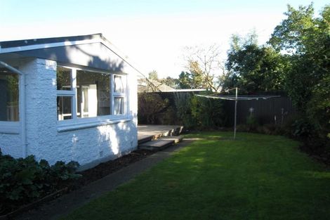 Photo of property in 4 Kyeburn Place, Avonhead, Christchurch, 8042