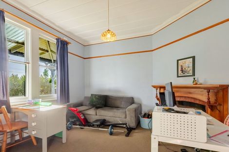Photo of property in 83 Meeanee Road, Taradale, Napier, 4112