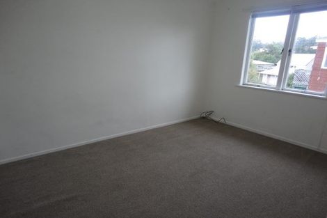 Photo of property in 12 Surat Place, Glen Eden, Auckland, 0602