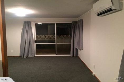 Photo of property in 20 Glenfinn Place, Massey, Auckland, 0614