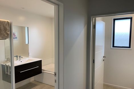 Photo of property in 32 Lydiard Drive, Rolleston, 7615