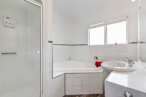 Photo of property in 4 Charles Henry Place, Harrowfield, Hamilton, 3210