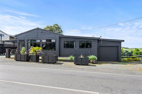 Photo of property in 19 Tauraroa Road, Maungakaramea, Whangarei, 0178