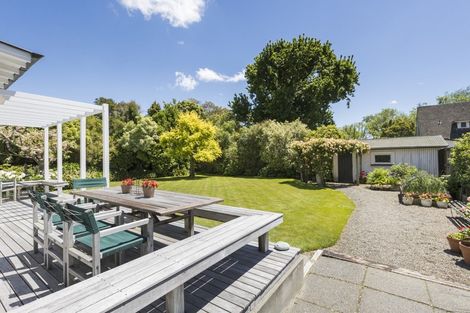 Photo of property in 31 Elmira Avenue, Hokowhitu, Palmerston North, 4410