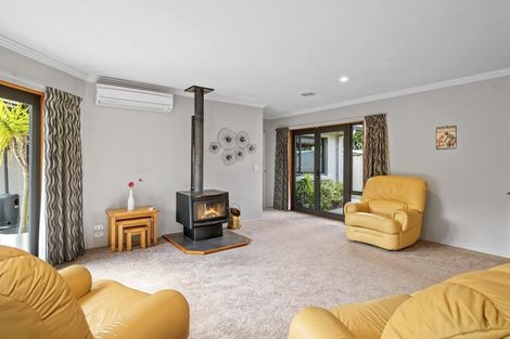 Photo of property in 27 Ventoux Way, Nukuhau, Taupo, 3330