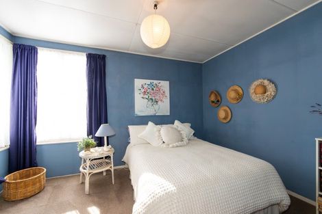 Photo of property in 4 Corwen Place, Mayfair, Hastings, 4122