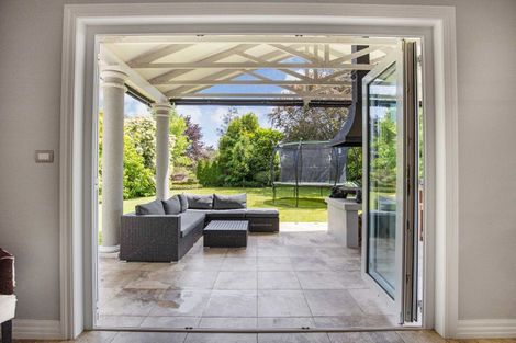 Photo of property in 6 Carlton Avenue, Palmerston North, 4414