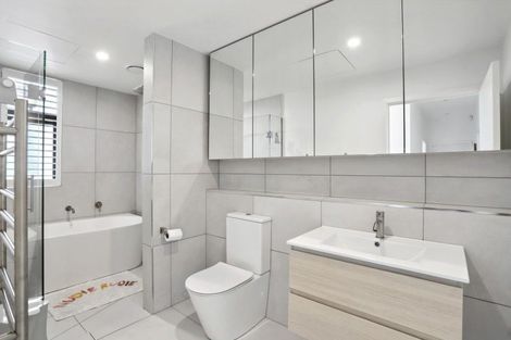 Photo of property in 45b Hudson Bay Road, Hobsonville, Auckland, 0616