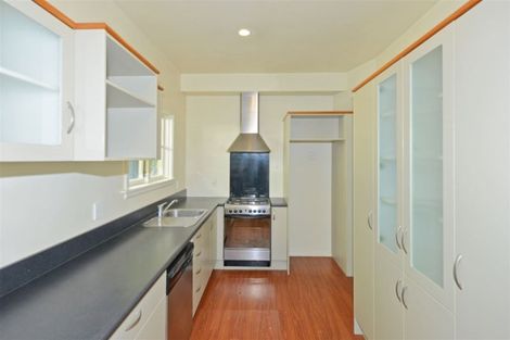 Photo of property in 61 Searells Road, Strowan, Christchurch, 8052