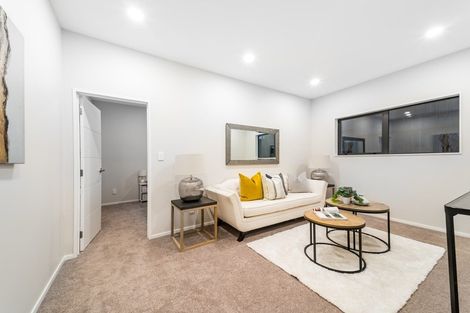 Photo of property in 4 Franheim Crescent, Orewa, 0931