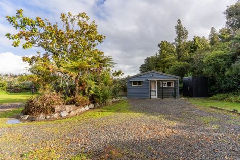 Photo of property in 6 Marks Road, Haast, 7886