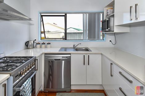 Photo of property in 4/8 Takanini School Road, Takanini, 2112