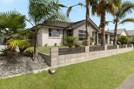 Photo of property in 81 Palm Springs Boulevard, Papamoa Beach, Papamoa, 3118