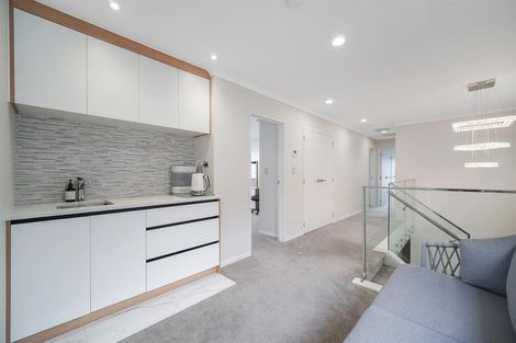 Photo of property in 47 Drumbuoy Drive, Flat Bush, Auckland, 2019
