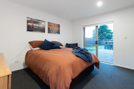 Photo of property in 2 Nicole Place, Papamoa Beach, Papamoa, 3118