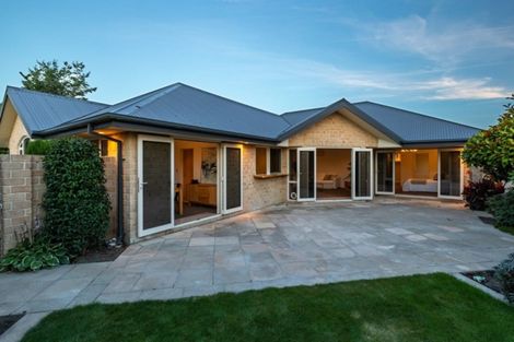 Photo of property in 12 Richard Seddon Drive, Northwood, Christchurch, 8051