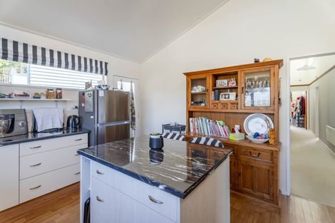 Photo of property in 11 Katarina Grove, Tawa, Wellington, 5028