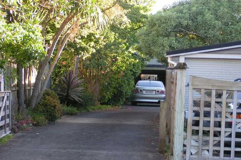 Photo of property in 1/8 Sydney Street, Hauraki, Auckland, 0622