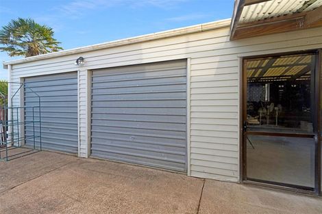 Photo of property in 21 Pankhurst Place, Sunnyvale, Auckland, 0612