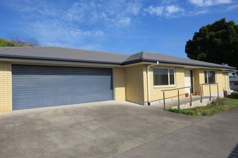 Photo of property in 147 Tukapa Street, Westown, New Plymouth, 4310