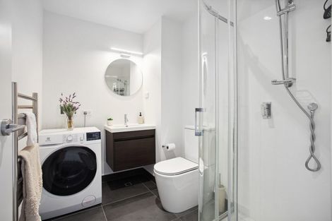 Photo of property in 3/2 Sioux Road, Hobsonville, Auckland, 0616