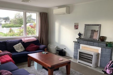 Photo of property in 18 Seaview Road, Glenfield, Auckland, 0629