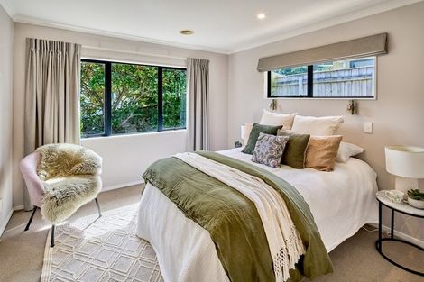 Photo of property in 22 Domanski Crescent, Owhiro Bay, Wellington, 6023