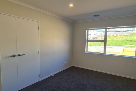 Photo of property in 11 Stockport Grove, Churton Park, Wellington, 6037