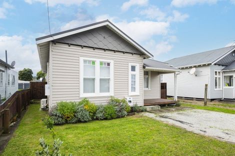Photo of property in 245 Kahutia Street, Gisborne, 4010