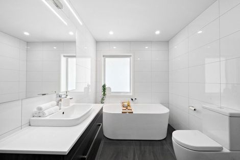 Photo of property in 74u5 Jubilee Road, Khandallah, Wellington, 6035