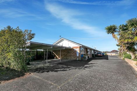 Photo of property in 21/85 Edmonton Road, Henderson, Auckland, 0612