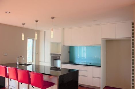 Photo of property in 76a Tamahere Drive, Glenfield, Auckland, 0629