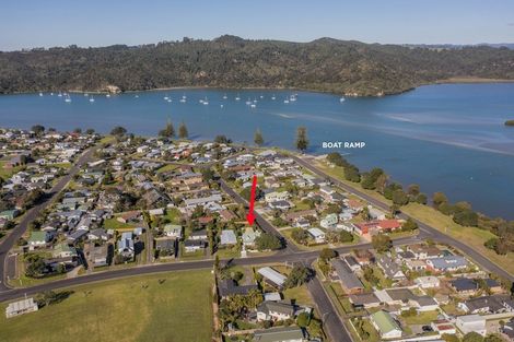 Photo of property in 59a Catherine Crescent, Whitianga, 3510