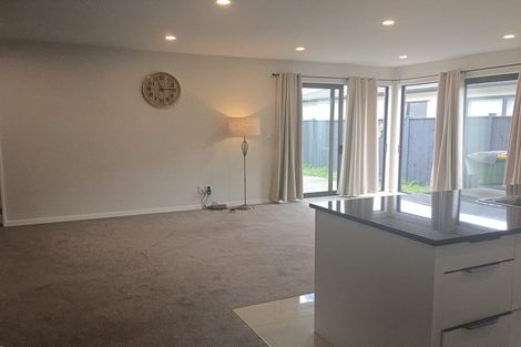 Photo of property in 18 Treestump Road, Takanini, 2112