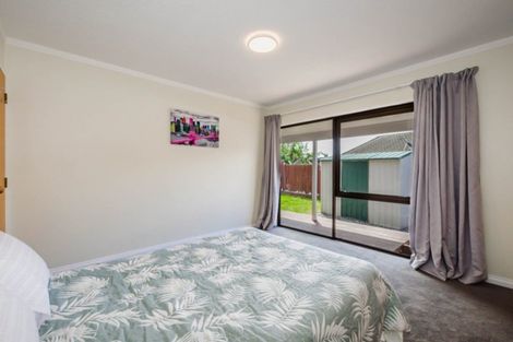 Photo of property in 69 Mazengarb Road, Paraparaumu Beach, Paraparaumu, 5032