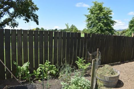 Photo of property in 2/77 Luanda Drive, Ranui, Auckland, 0612