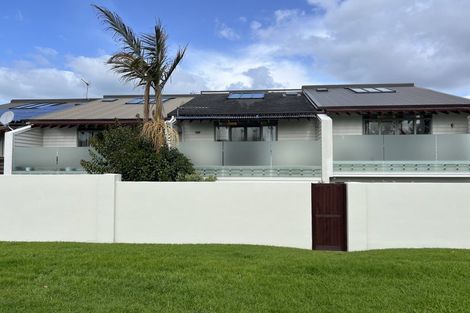 Photo of property in 3/98 Anzac Street, Takapuna, Auckland, 0622