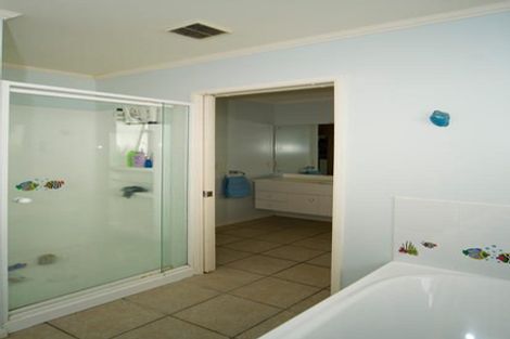 Photo of property in 20 Excelsa Place, Albany, Auckland, 0632