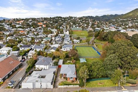 Photo of property in 169 Karori Road, Karori, Wellington, 6012