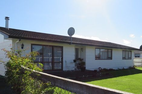 Photo of property in 28 Rutherford Street, Wairoa, 4108