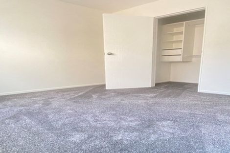 Photo of property in 13b Tenbless Court, Unsworth Heights, Auckland, 0632