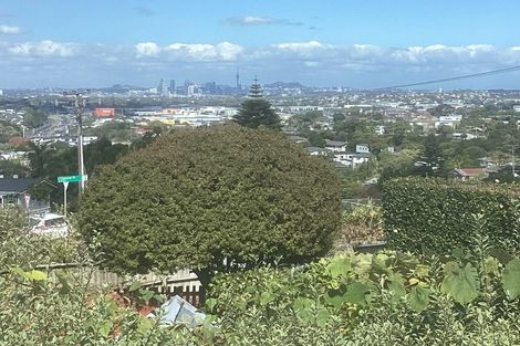 Photo of property in 2a Sycamore Drive, Sunnynook, Auckland, 0620