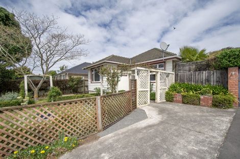 Photo of property in 2/62 Marlow Road, Aranui, Christchurch, 8061