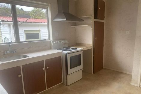 Photo of property in 2 Garnet Grove, Birchville, Upper Hutt, 5018