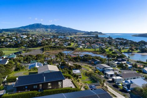 Photo of property in 15 Rose Street, Raglan, 3225