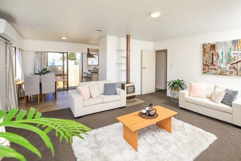 Photo of property in 38u3 Smith Street, Frankton, Hamilton, 3204
