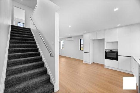 Photo of property in 7 Awhi Way, Karaka, 2578