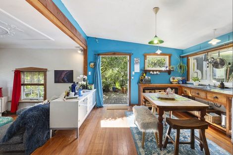 Photo of property in 77 Holloway Road, Aro Valley, Wellington, 6021